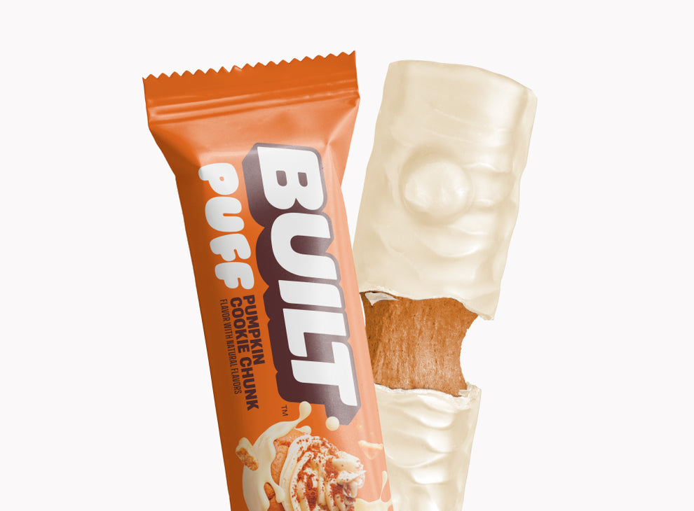 Built Bar Puffs Canada – Pumpkin Cookie Chunk Protein Bar 40g showing white chocolate coating on white background