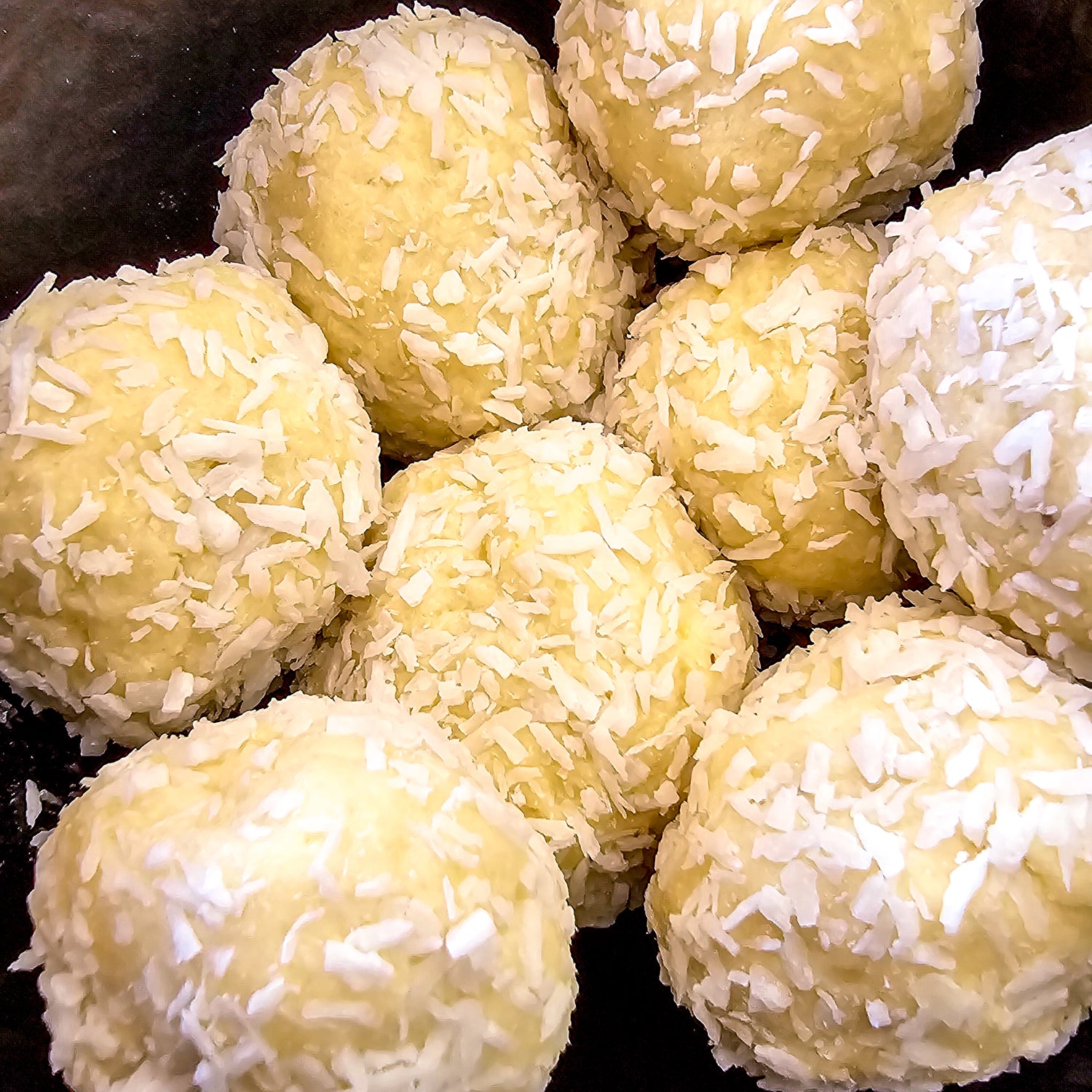 Coconut Protein Balls: A Healthy and Delicious Snack